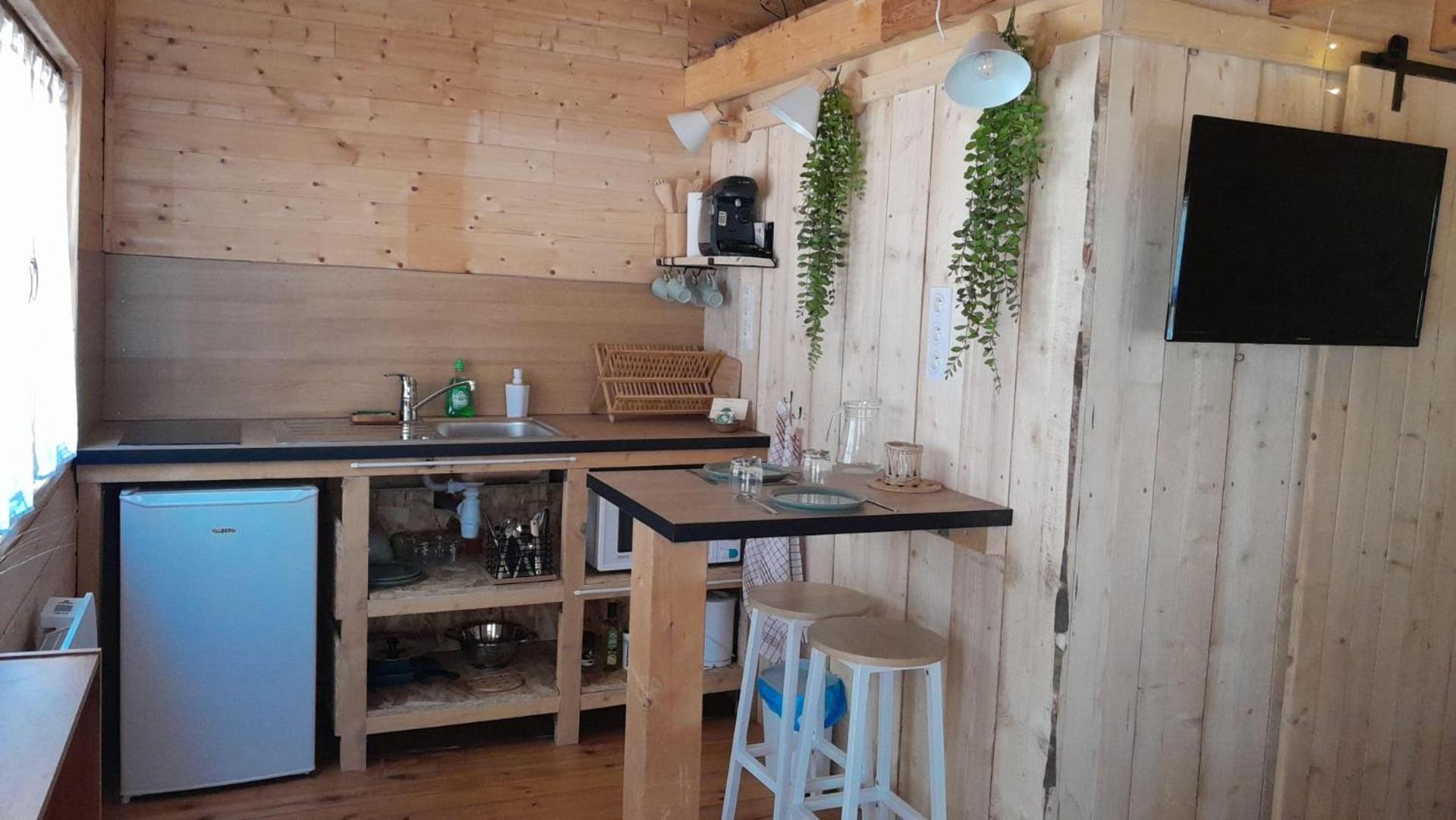 La Cabane En Bois Tourves المظهر الخارجي الصورة